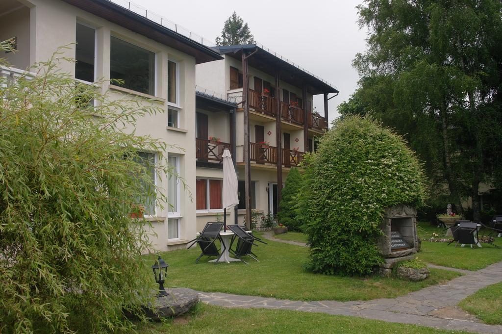 Hostellerie Saint Clement Vic-sur-Cère Eksteriør billede