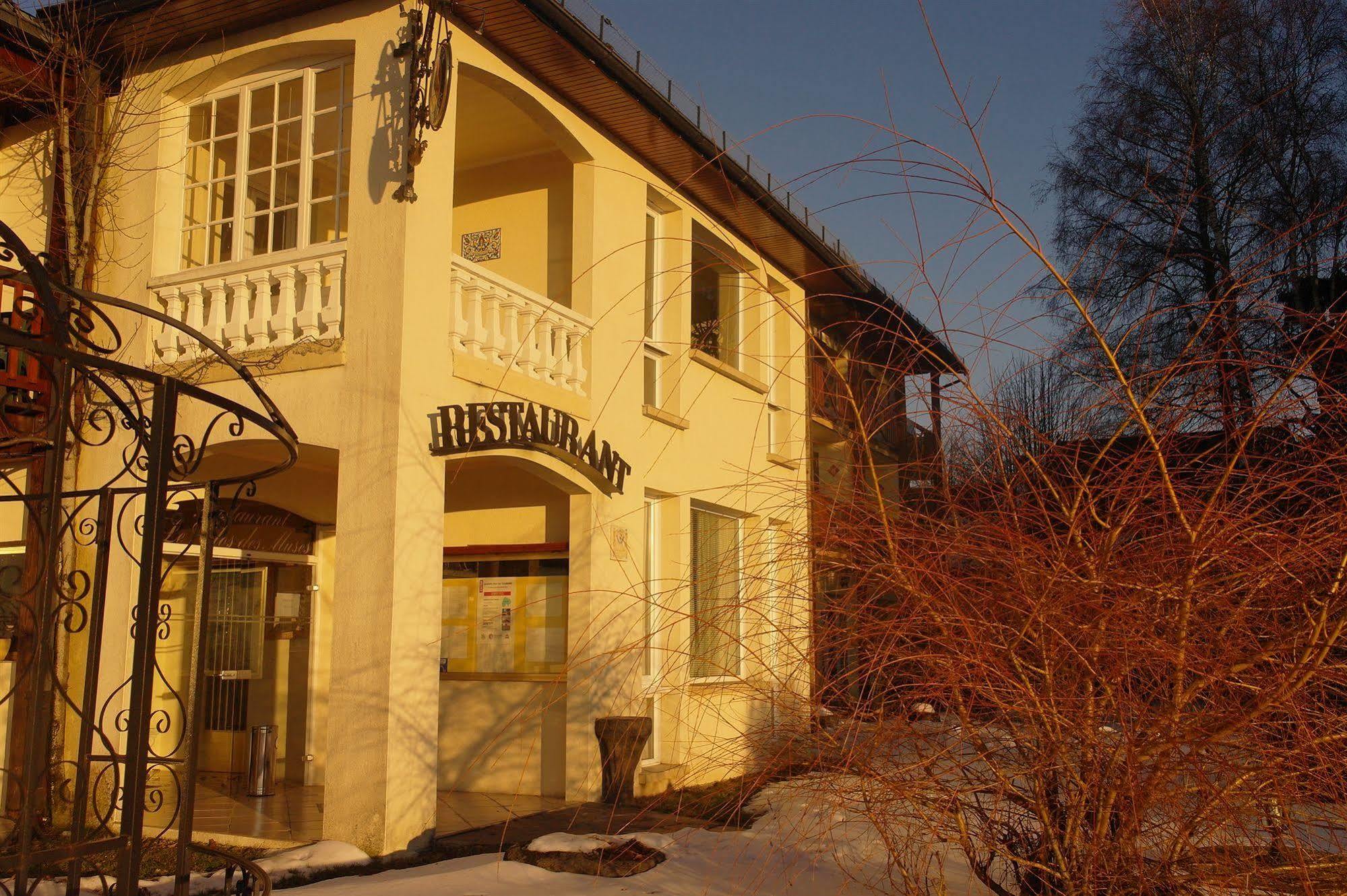 Hostellerie Saint Clement Vic-sur-Cère Eksteriør billede